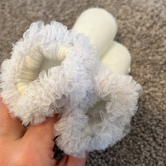 Rising Star booties & socks - Picture 7 of 7